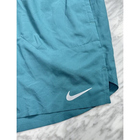 Nike Dri-Fit 7” 2 in 1 Running Shorts Men's Mineral Teal DM4759-379 Large - Picture 3 of 9